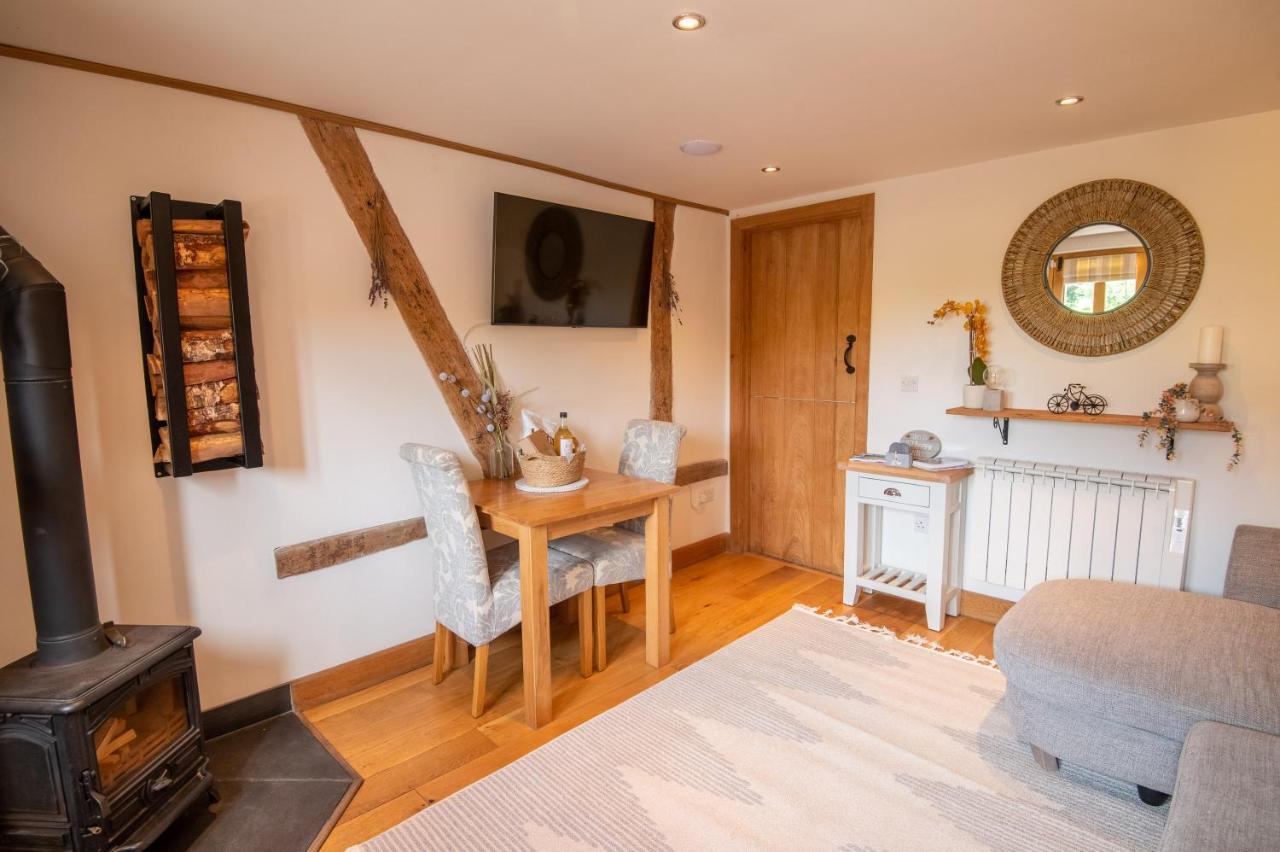 Apple Tree Cottage Hereford Exterior photo